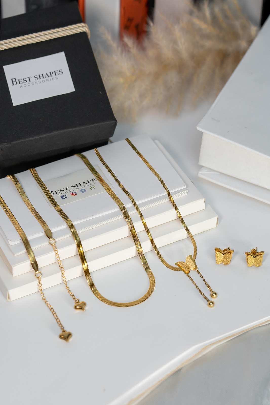 طقم سلسلة ضهر الحيه 3 قطع + طقم فراشه كوليه +حلق فراشة