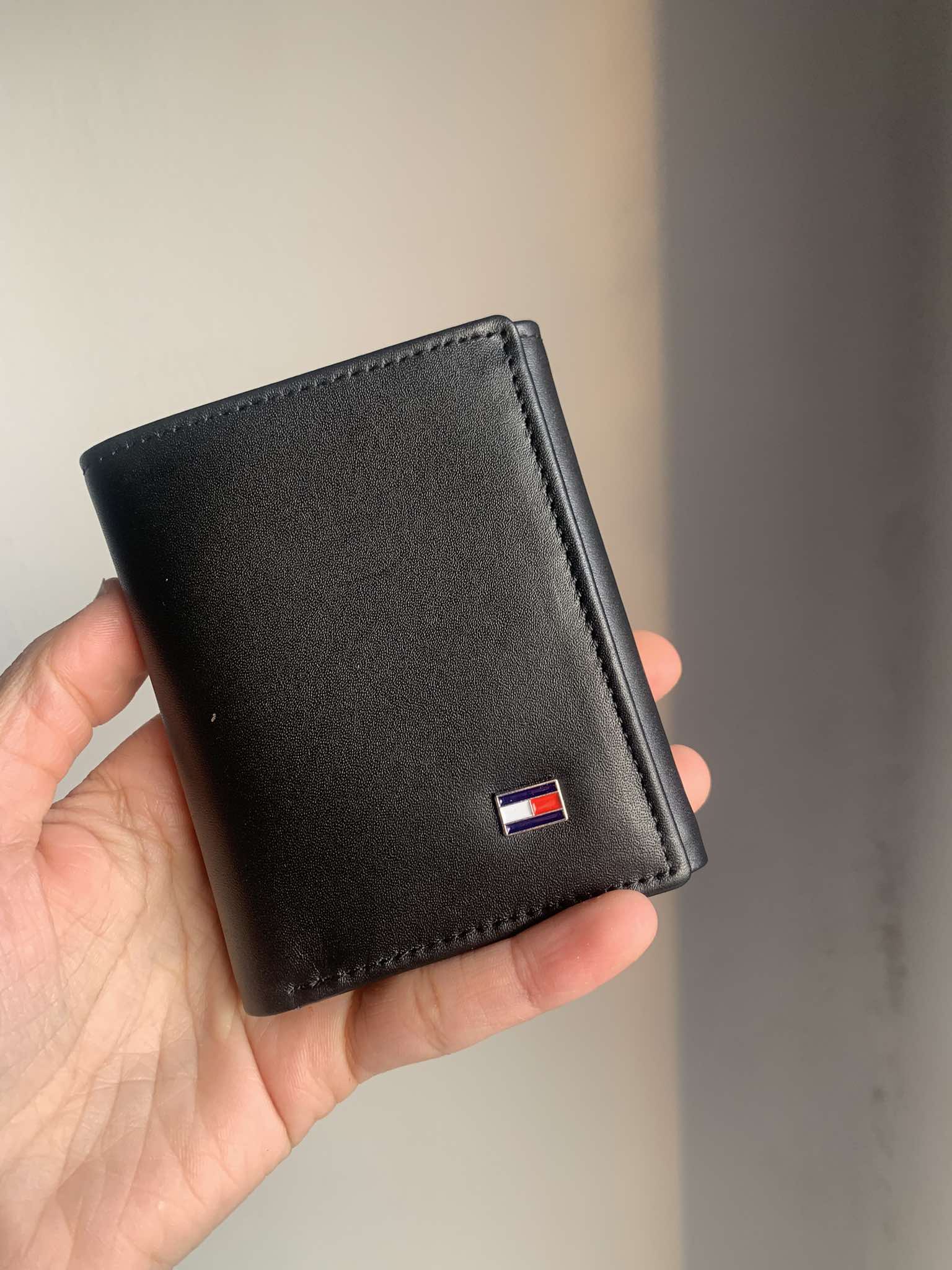 محفظه جلد طبيعي