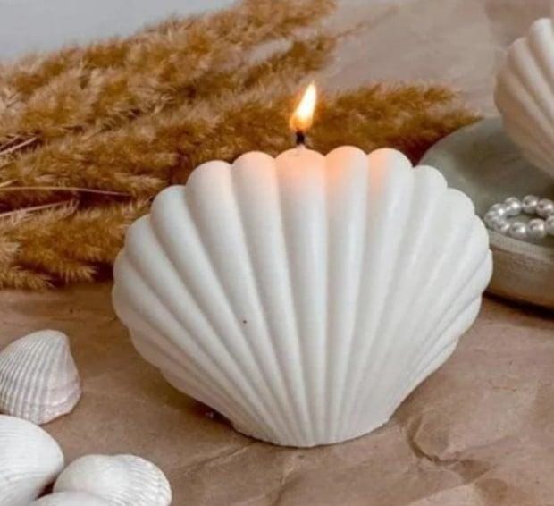 شمعة الصدفة البريئه